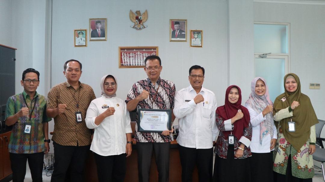 BPS Achieves Responsive Public Information Service Award from the KPTPH Service of Lampung Province