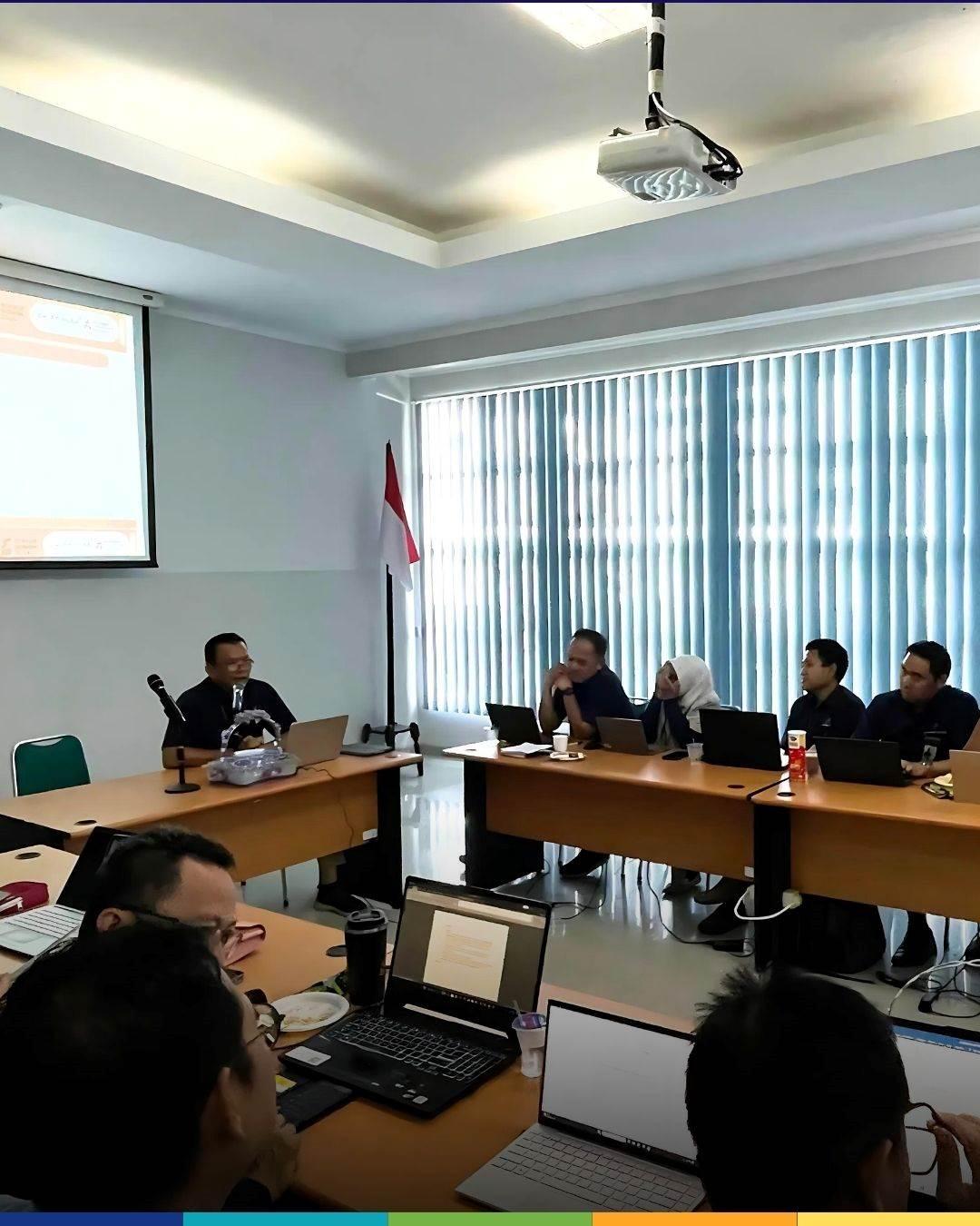 Rapat Evaluasi Pembangunan Zona Integritas, Dorong Implementasi BerAKHLAK